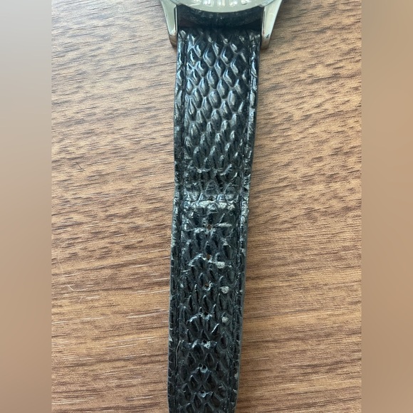 Joan rivers classics black genuine leather quartz with rhinestones - Picture 2 of 3